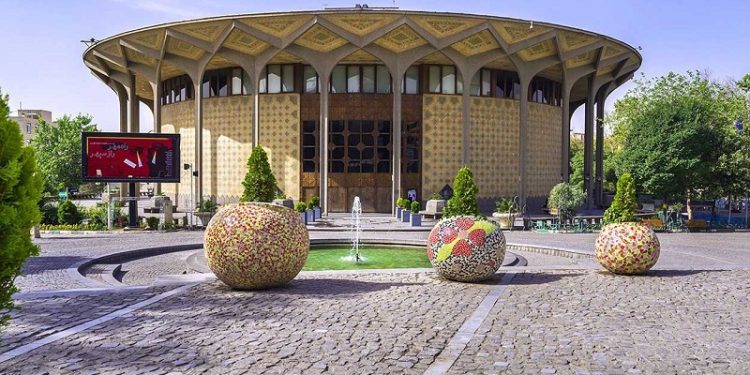 پیام معاون امور هنری به 52 سالگی تئاتر شهر
