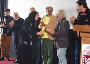 «اکبر اصفهانی» از سرمایه‌های معنوی این سرزمین است