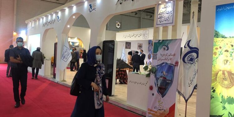صنعت گردشگری به عنوان یکی از سه پیشران اصلی توسعه اقتصادی