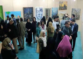 برگزاری نمایشگاه آثار منتخب برای دانش‌آموزان