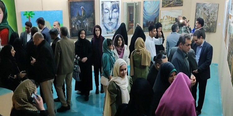 برگزاری نمایشگاه آثار منتخب برای دانشآموزان