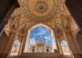 کاشان قطب تمدنی ایران‌ زمین