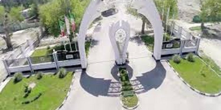 وزیر علوم از نمایشگاه دستاوردهای شرکت های فناور و دانش‌بنیان پارک علم و فناوری خراسان بازدید کرد