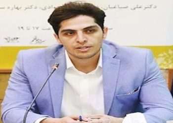 دکتر ولی گل‌محمّدی