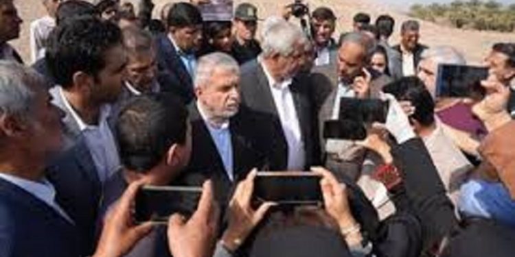 وزیر میراث‌فرهنگی از شهر تاریخی جیرفت بازدید کرد