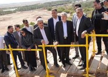بازدید وزیر میراث‌فرهنگی از تپه باستانی کنارصندل جیرفت