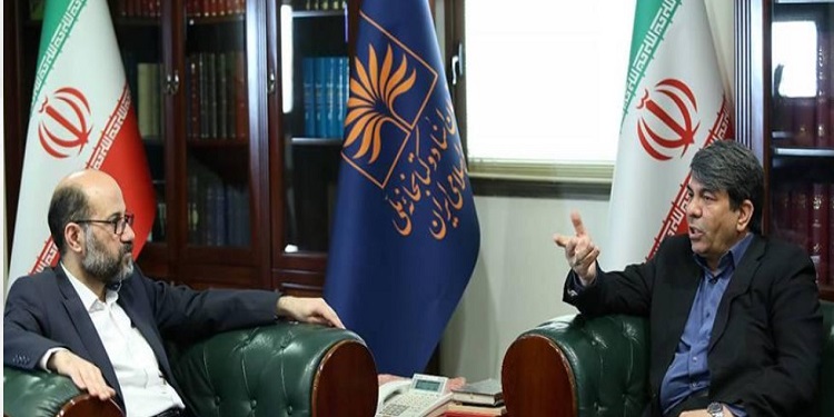 برداشتن گام های اساسی در حفظ میراث مکتوب کرمان ، نیازمند همگرایی سازمان اسناد و استانداری است پرش کردن به ویرایشگر