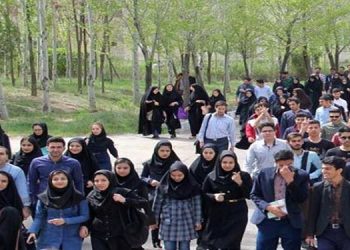 فتح قله های پیشرفت با حمایت از جوانان