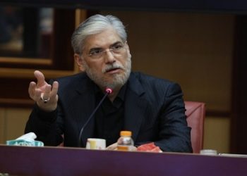 وزیر علوم: افت شاخص‌های علمی یک بیماری است