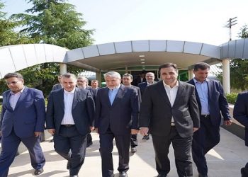 وزیر میراث‌فرهنگی به ارومیه سفر کرد