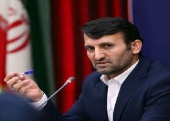 ممنوعیت نگه داشتن کارنامه و پرونده دانش‌آموزان برای تسویه شهریه