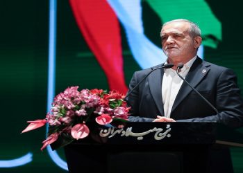 پیشرفت آینده کشور، در گرو عملکرد مسئولانه، بالنده و پویای امروز نظام آموزشی است