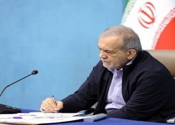 پزشکیان: شمس و مولانا، قلل فرهنگ ایرانی‌اند و بر فراز تاریخ می درخشند