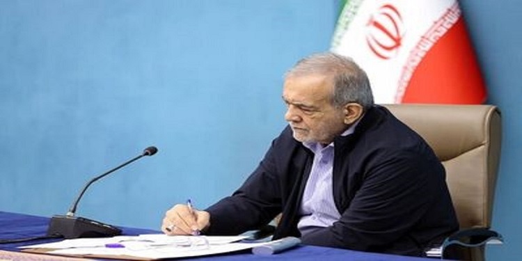 پزشکیان: شمس و مولانا، قلل فرهنگ ایرانیاند و بر فراز تاریخ می درخشند