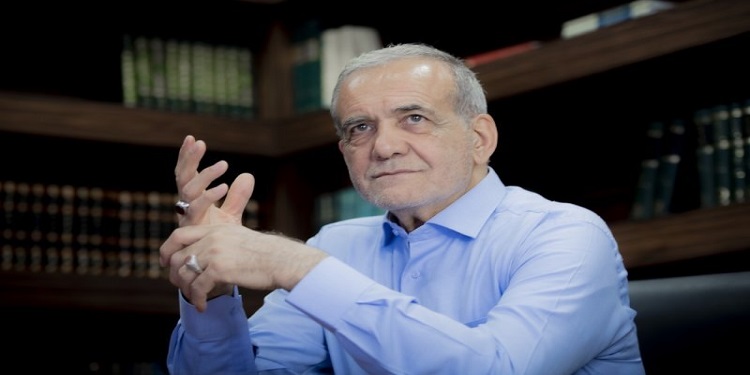 پیام قدردانی رئیسجمهور پزشکیان از حضور پرشور و مسئولانه ملت ایران در راهپیمایی ۲۲ بهمن