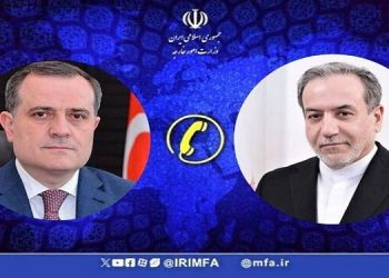 گفتگوی تلفنی وزرای امور خارجه ایران و جمهوری آذربایجان