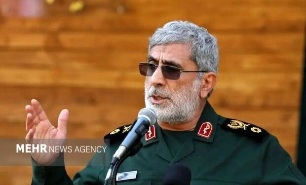 هشدار قاآنی به صهیونیست‌ها؛ باید سراسر لبنان را ترک کنید