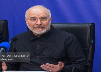 واکنش تند قالیباف به دروغ ترامپ در مورد الزام واردات محصولات آمریکایی
