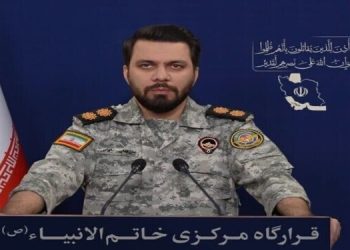هیچ کشتی بدون مجوز و نظارت ایران امکان تردد امن از تنگه هرمز را ندارد