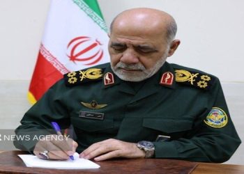 پیام تبریک فرمانده قرارگاه مرکزی خاتم‌الانبیا به محسن رضایی