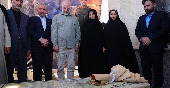 ادای احترام قالیباف به سردار مقاومت ملی رئیسعلی دلواری