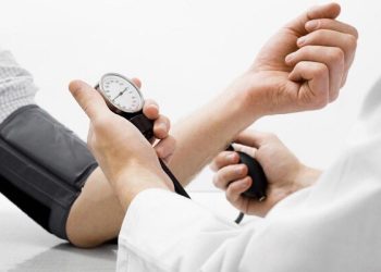 کاهش ۱۵ درصدی خطر زوال عقل با کنترل دقیق فشار خون
