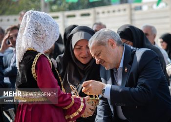 سفر وزیر آموزش و پرورش به اصفهان: گام‌های جدید در راستای بهبود آموزش