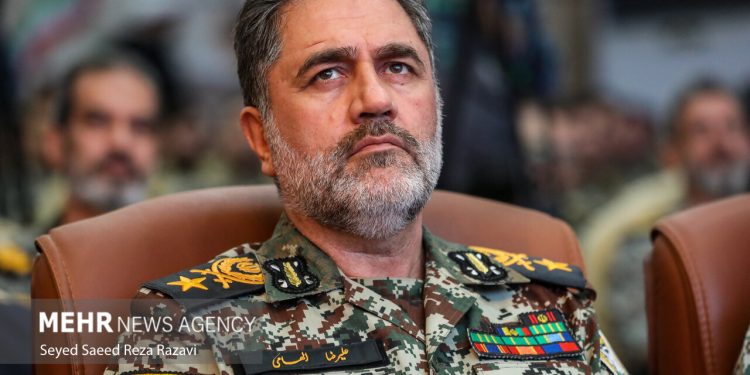 همایش روز سرباز و آغاز سال تحصیلی دانشگاه پدافند هوایی برگزار شد