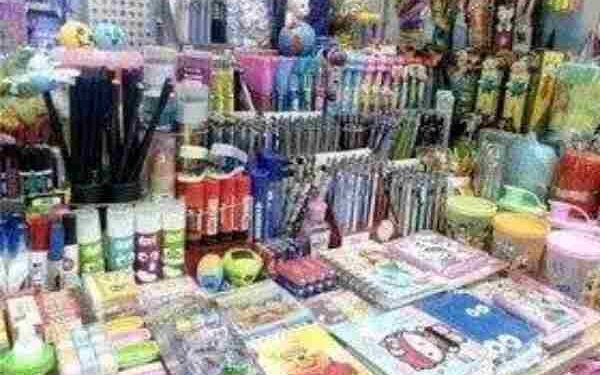 نمایشگاه مواد غذایی و آغاز سال تحصیلی در کوهدشت برگزار می‌شود