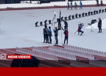 آمادگی سامورایی‌ها قبل از مراسم افتتاحیه بازی‌های آسیایی ناگویا