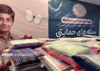 اهدای ۲ هزار بسته لوازم‌التحریر به دانش‌آموزان نیازمند در شهریار