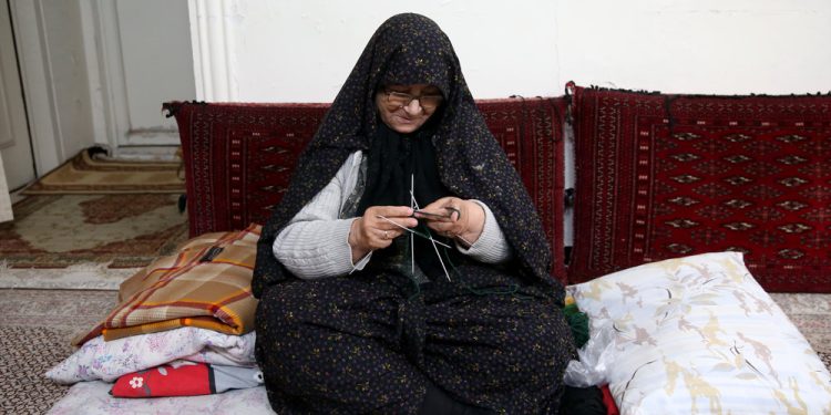 معجزه‌های بافتنی: هنرهایی که زندگی را تغییر می‌دهند