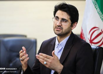 بیش از نیمی از بودجه کشور از مالیاتها تأمین میشود