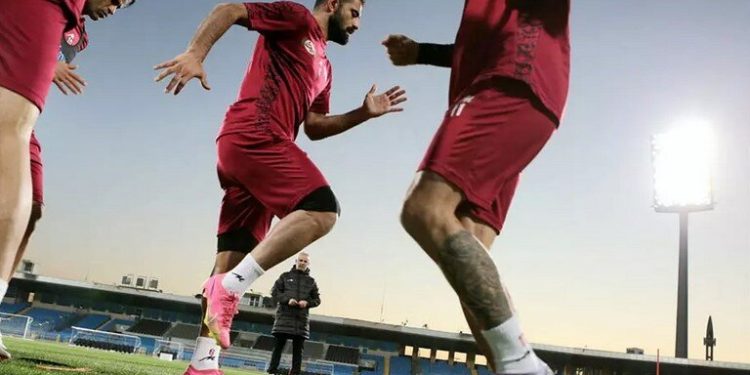 پرسپولیس، سفر به خرم‌آباد بدون کاپیتان را آغاز کرد