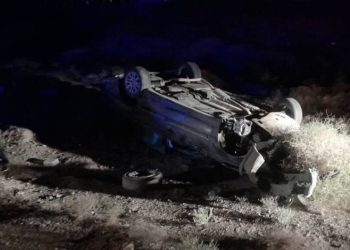 واژگونی پژو پارس در جاده جیرفت