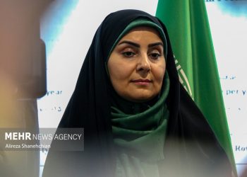 زنان و مادران ایران در سوگ، اما با قدرت و استقامت ایستاده‌اند
