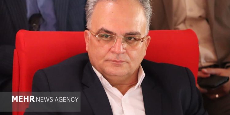 تأکید فرماندار سمنان بر حمایت از درمان و اشتغال دانش‌آموزان دارای معلولیت