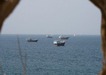 برخورد قاطع با بیش از ۴۰ شناور متخلف