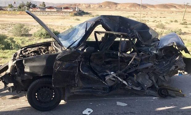 تصادف دلخراش ال۹۰ و سمند در بزرگراه رستگاری؛ دو نفر جان خود را از دست دادند