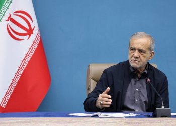 خاک را می‌بلعیم اما هرگز خاک نمی‌فروشیم