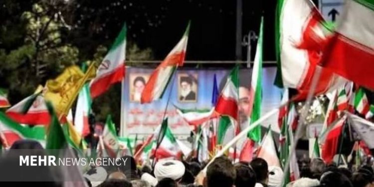 حضور در تجمعات مردمی، نمادی از مسئولیت‌پذیری مؤمنان