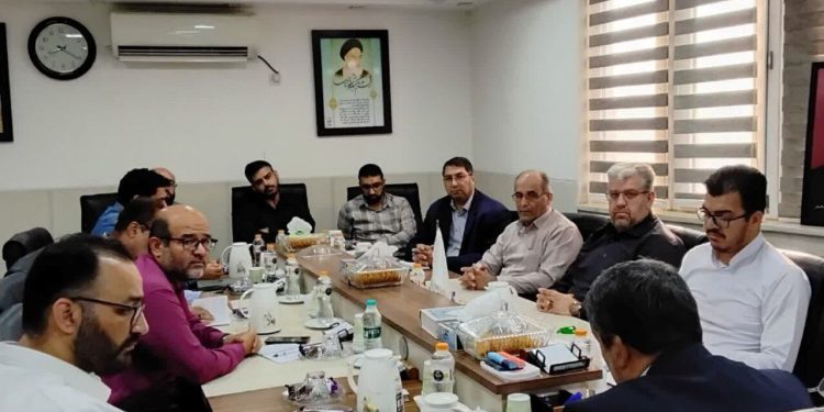 بوشهر، نیازمند انتقال روایتهای ماندگار شهدای خود به نسل جوان است
