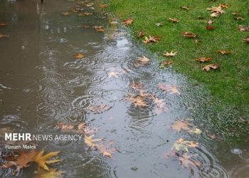 بارش باران و رعد و برق در زنجان ادامه دارد؛ دما به طور نسبی کاهش می‌یابد