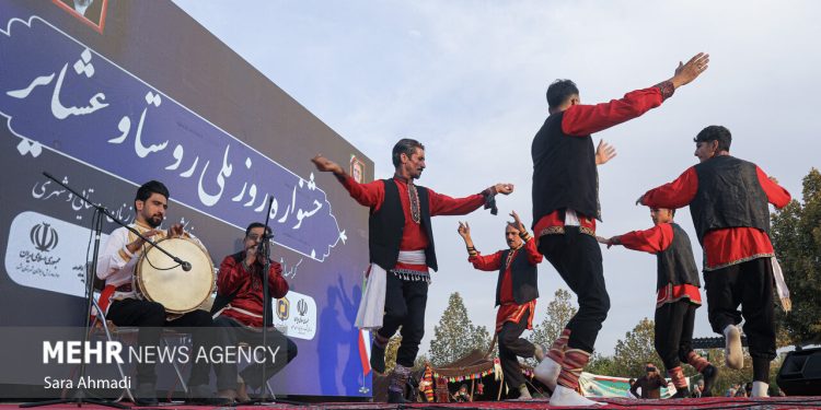 جشنواره ملی روستا و عشایر در آرامگاه فردوسی برگزار می‌شود
