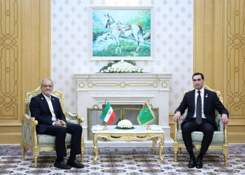 دیدار پزشکیان و بردی محمداف؛ گفت‌وگویی مهم در عرصه همکاری‌ها