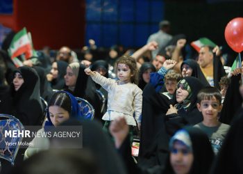 جشن تولدی از قهرمانی تا دنیای شگفت‌انگیز کودکان