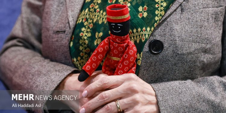نشست خبری جشنواره جهانی عروسک‌گردانی تهران برگزار شد