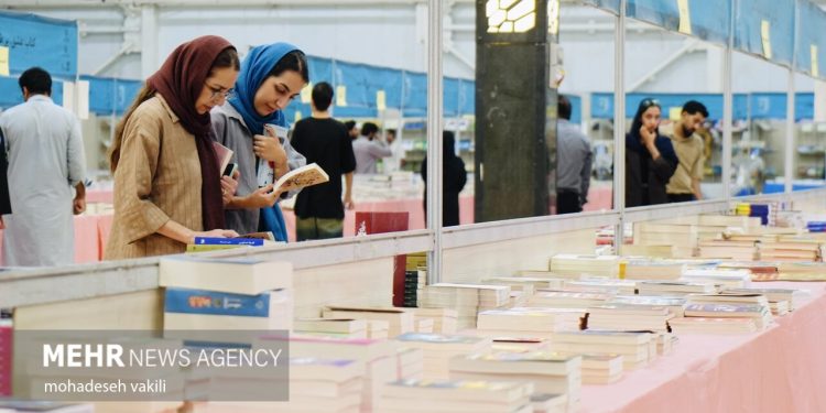 یازدهمین نمایشگاه کتاب ناشران کشور در زنجان برگزار می‌شود