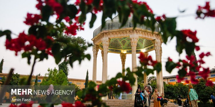 جشن بزرگداشت حافظ، شاعر جاودانه ایران