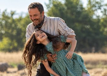 «یل»؛ چرا فضاسازی هالیوودی و تیپ‌های کلیشه‌ای آن را غیرقابل باور کرده‌اند؟